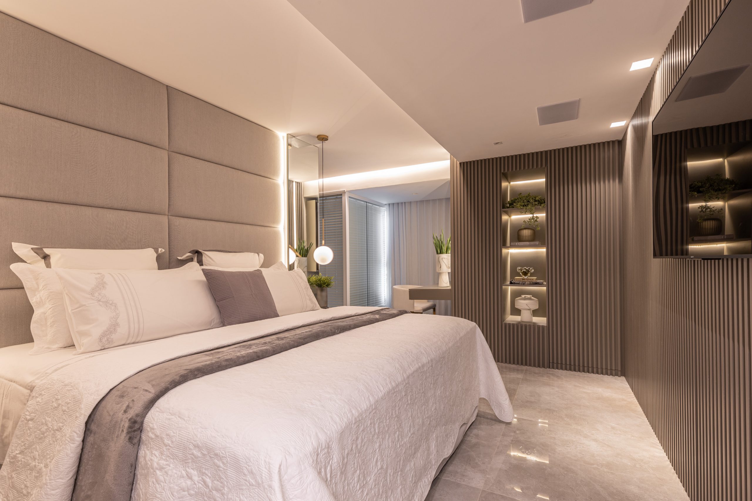 quarto casal neutro ripado cinza