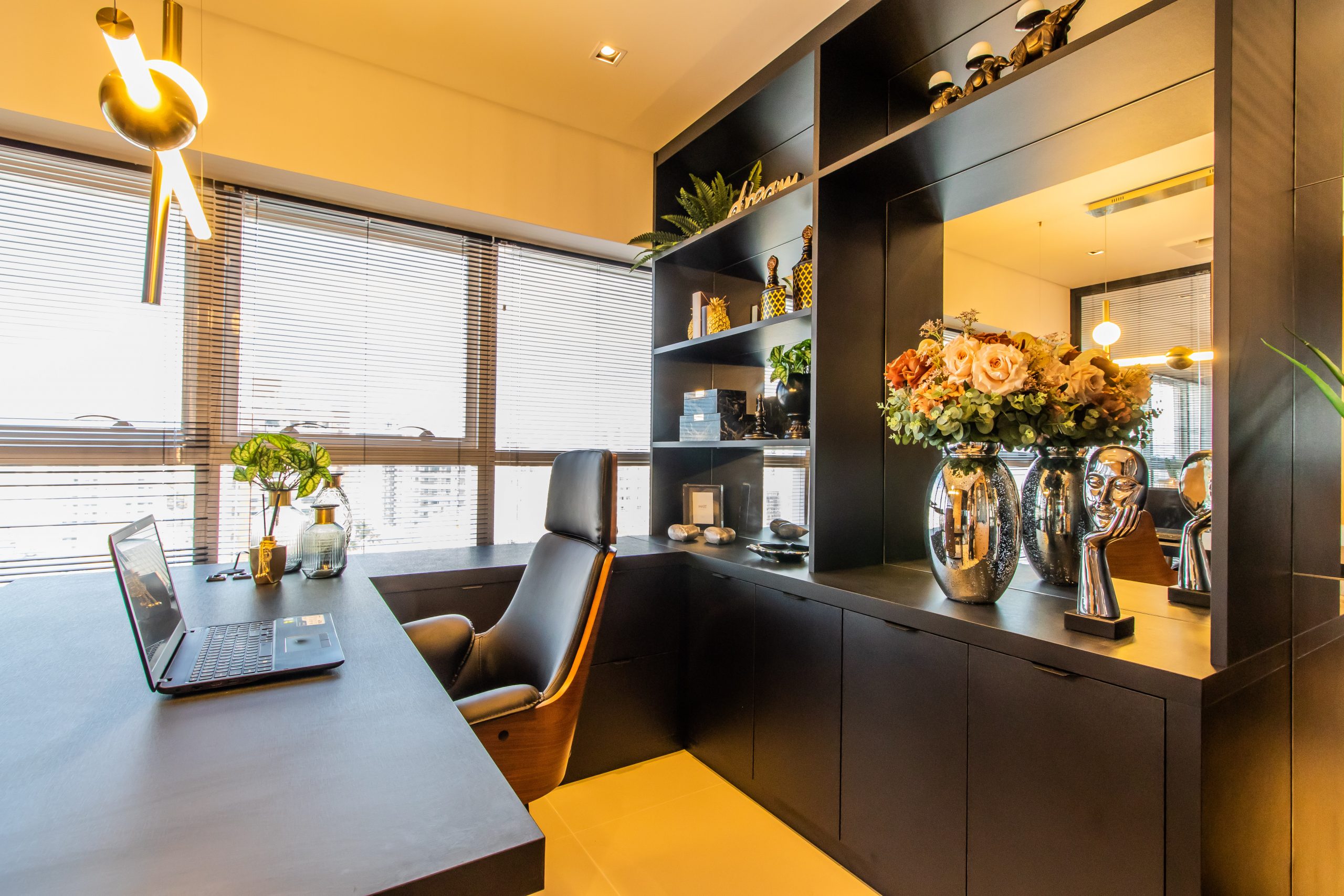 corporativo - moveis preto
