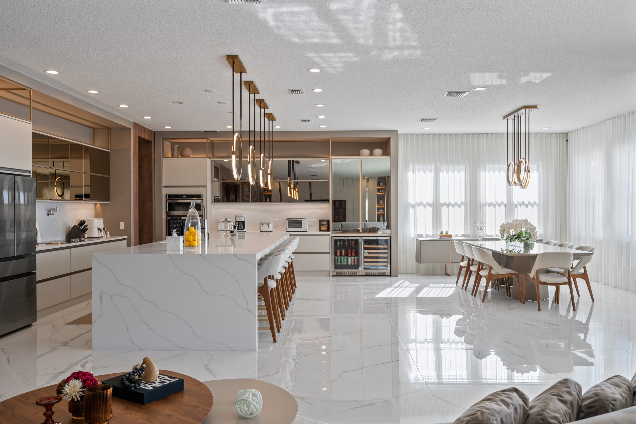 living luxo - Sala de Jantar moderna 