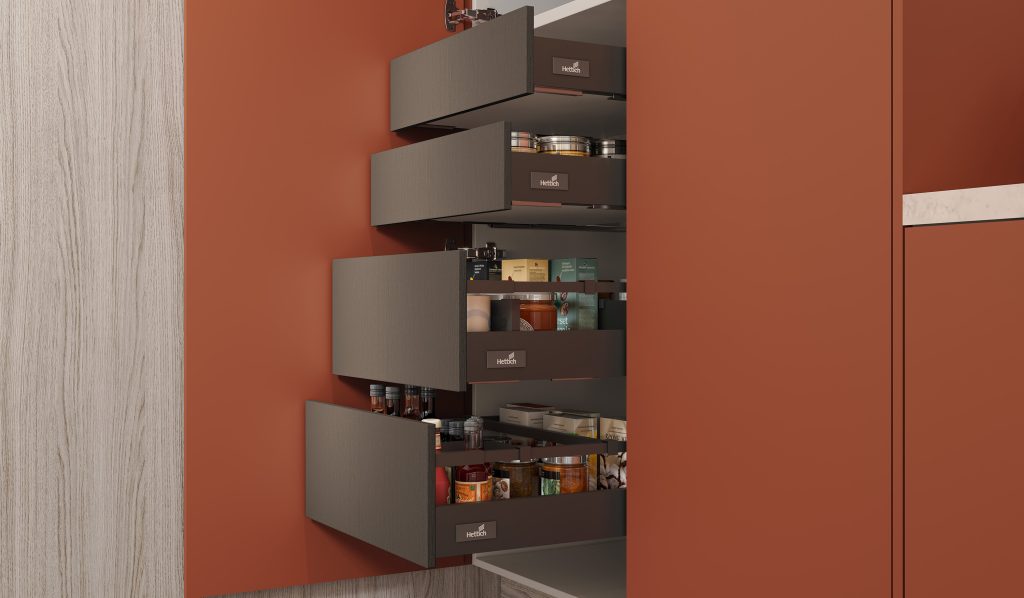cozinha com ilha Finger - terracota - keramik e eiche - linhas orgânicas - acessório - gaveta hettich organização de mantimentos