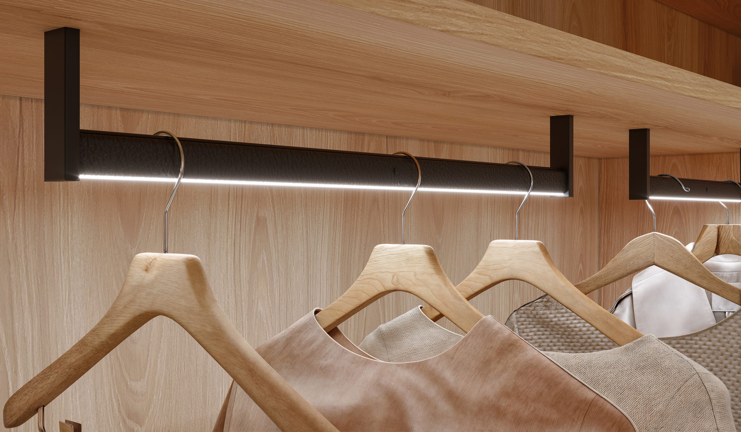 Dormitório - Suíte Master com Walk In-Closet com Cabina DiVetro Villaggio Alumilios - cabideiro iluminado com sensor de presença