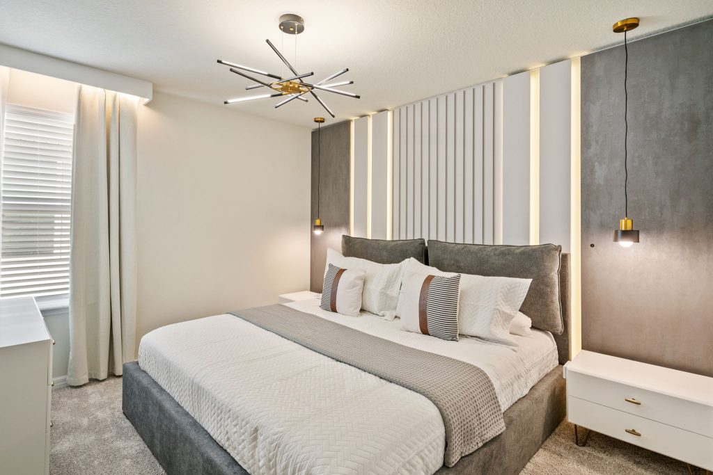 cabeceira de quarto - dormitório de luxo com móvel planejado