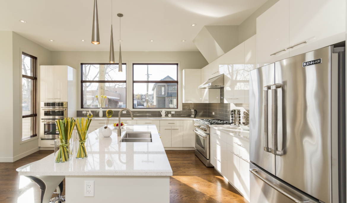 Cozinha de luxo grande e moderna: o coração sofisticado da sua casa