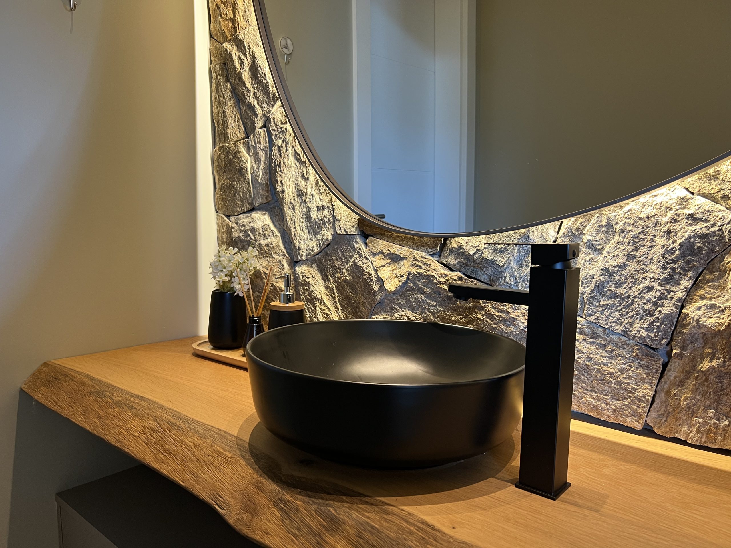 lavabo planejada - exclusividade projetos e ambientes personalizados - daiane casagranda