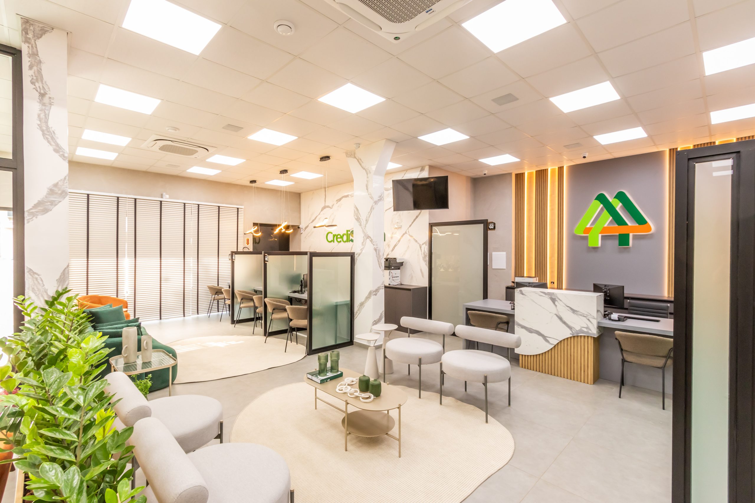 Escritório Corporativo - Office - Banco Cooperativa - Móveis Planejados - Ambientes Personalizados de Alto Padrão