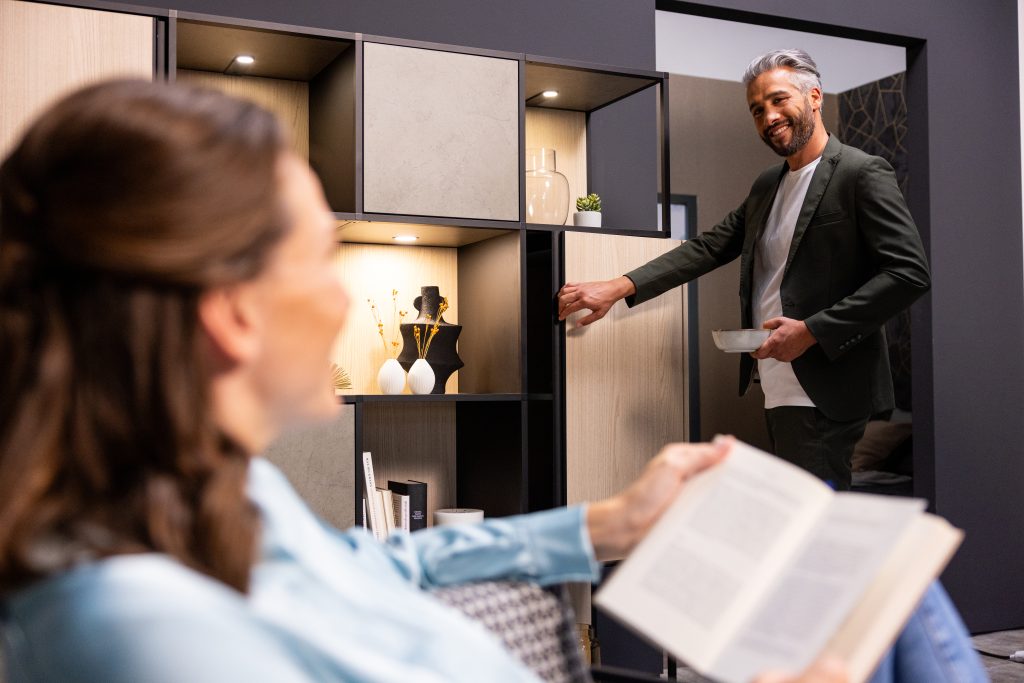 Furn Spin - Móvel giratório - Hettich - Inovação da Finger no BRasil - alta tecnologia