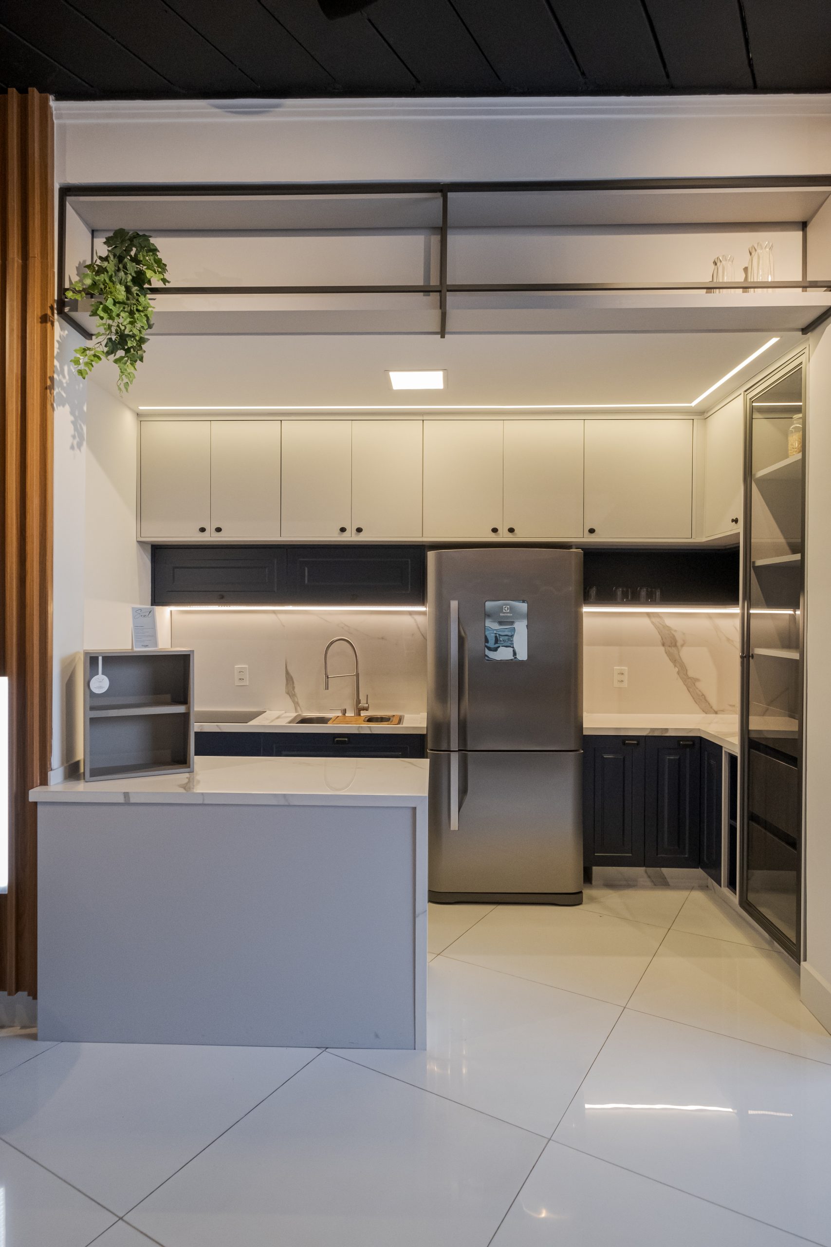 Cozinha Azul com branco