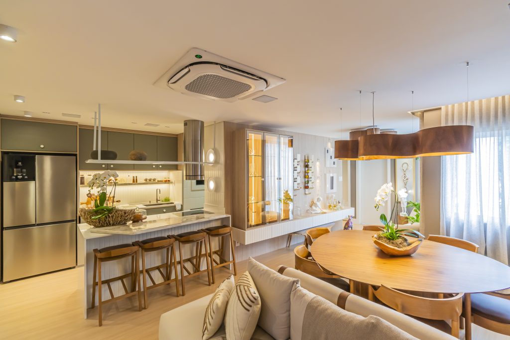 Sala de Jantar Moderno - Living Aconchegante e contemporâneo em tons claros