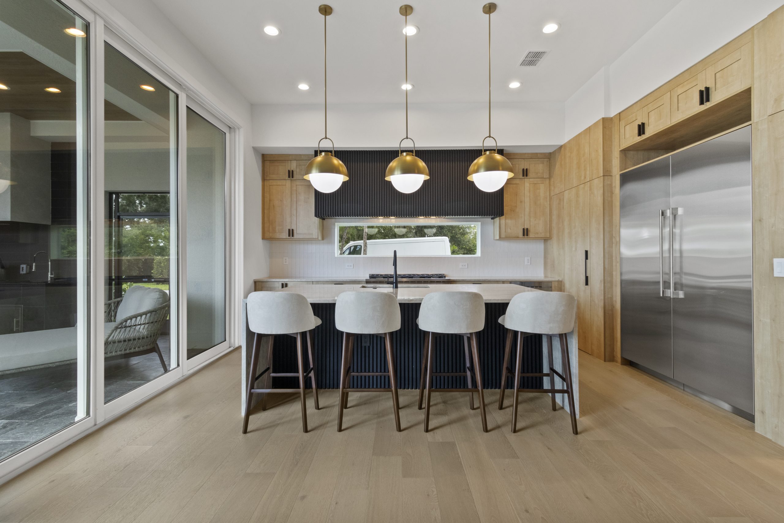 Projeto Cozinha com Ilha com portas SHAKER Alto padrão nos estados unidos. Cozinha americana.