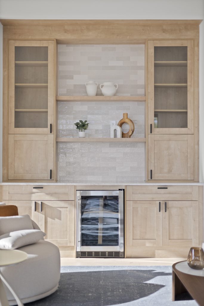 Projeto Cozinha com Ilha com portas SHAKER Alto padrão nos estados unidos. Cozinha americana.