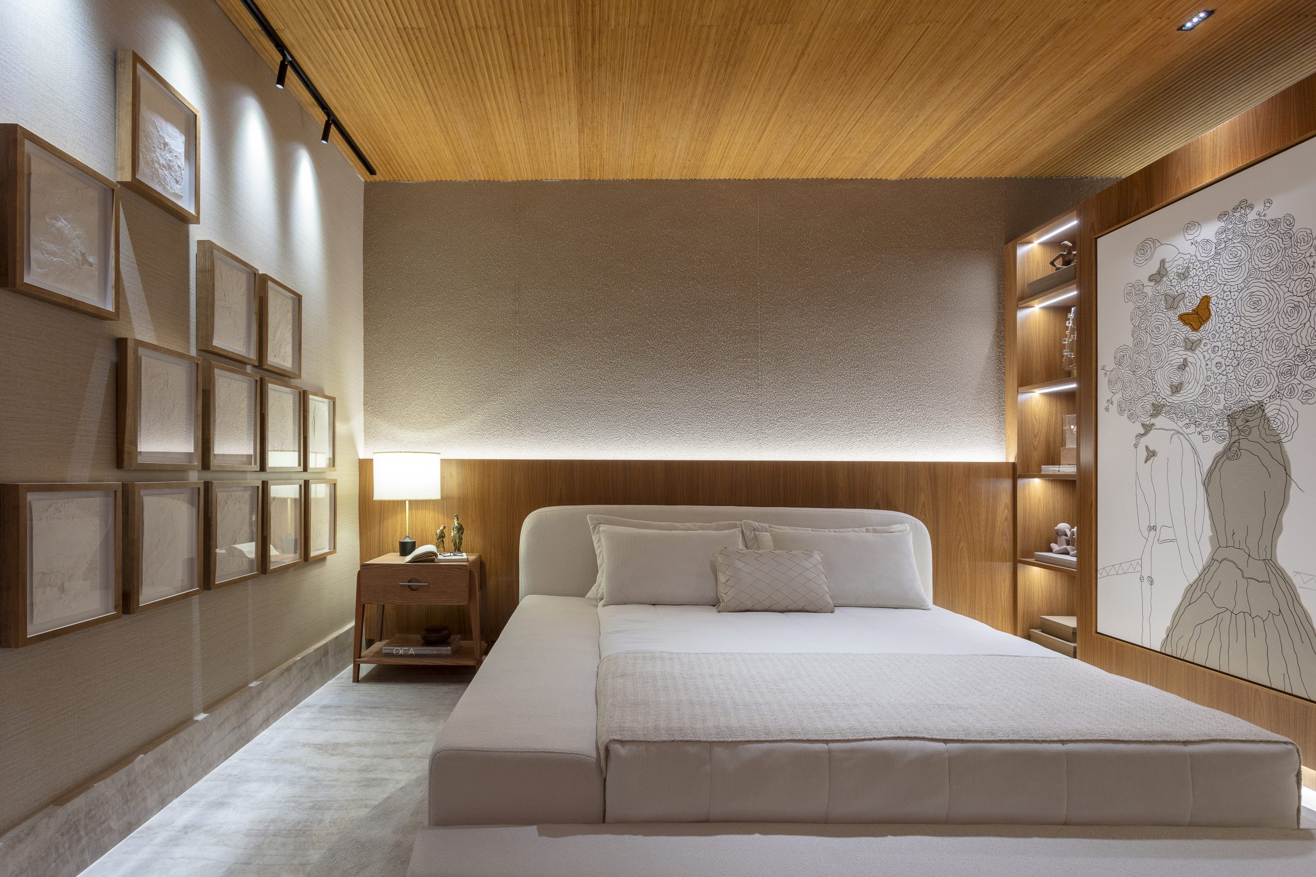 Suíte AMAR — refúgio que respira presença e liberdade ✨

Na Mostra Casas Conceito 2025, a arquiteta Adriane Lins apresenta um projeto que é poesia em forma de espaço: a Suíte AMAR.

Mais do que um quarto, é um manifesto de afeto. Duas suítes que não separam, mas ampliam o encontro — permitindo que cada um mantenha seus próprios ritmos, sem perder a conexão essencial do viver a dois.

Aqui, intimidade é traduzida em liberdade: um ambiente multifuncional que acolhe silêncio, criação, descanso ou companhia.

Porque amar também é permitir respirar. Amar é ser inteiro, mesmo juntos. 💙

Mostra CasasConceito | Ambiente Suíte Amar | Salvador Bahia 