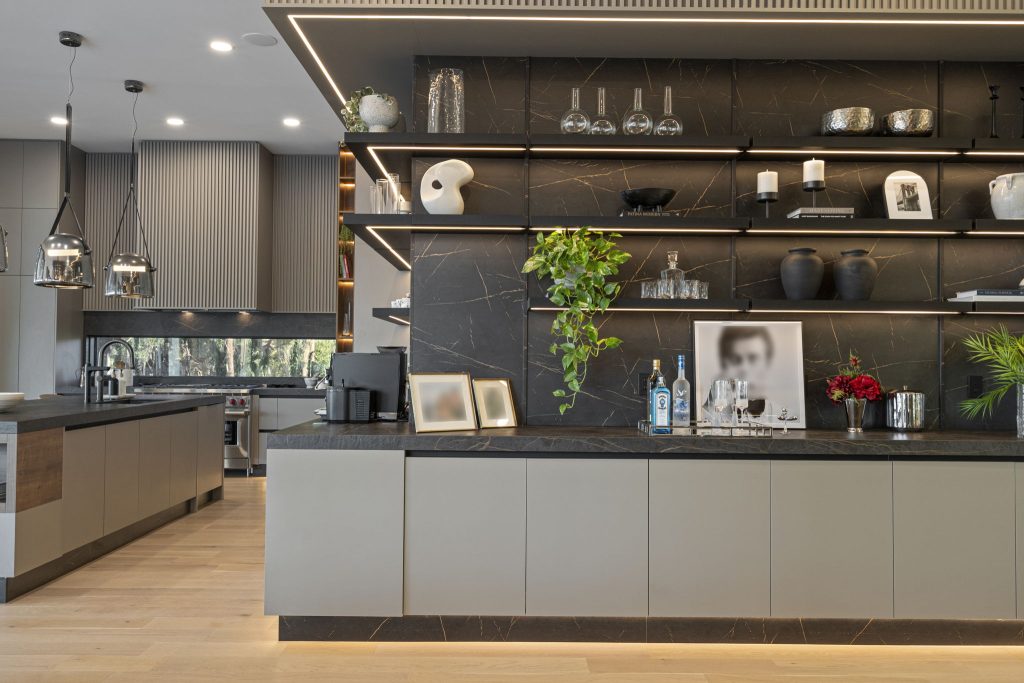 Cozinha gourmet Alto padrão integrado com living